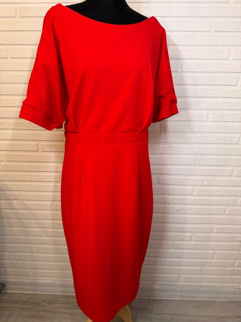 Alexia Admor Classic Red Boatneck Sheath Dress, Women’s Size Large